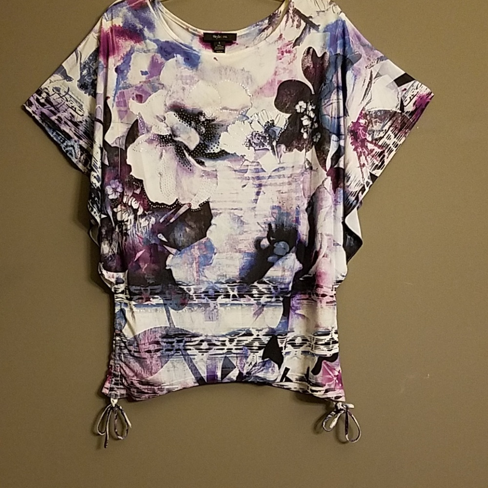 💥🌴Beautiful Embelished Top by Style & Co.🌞🔥